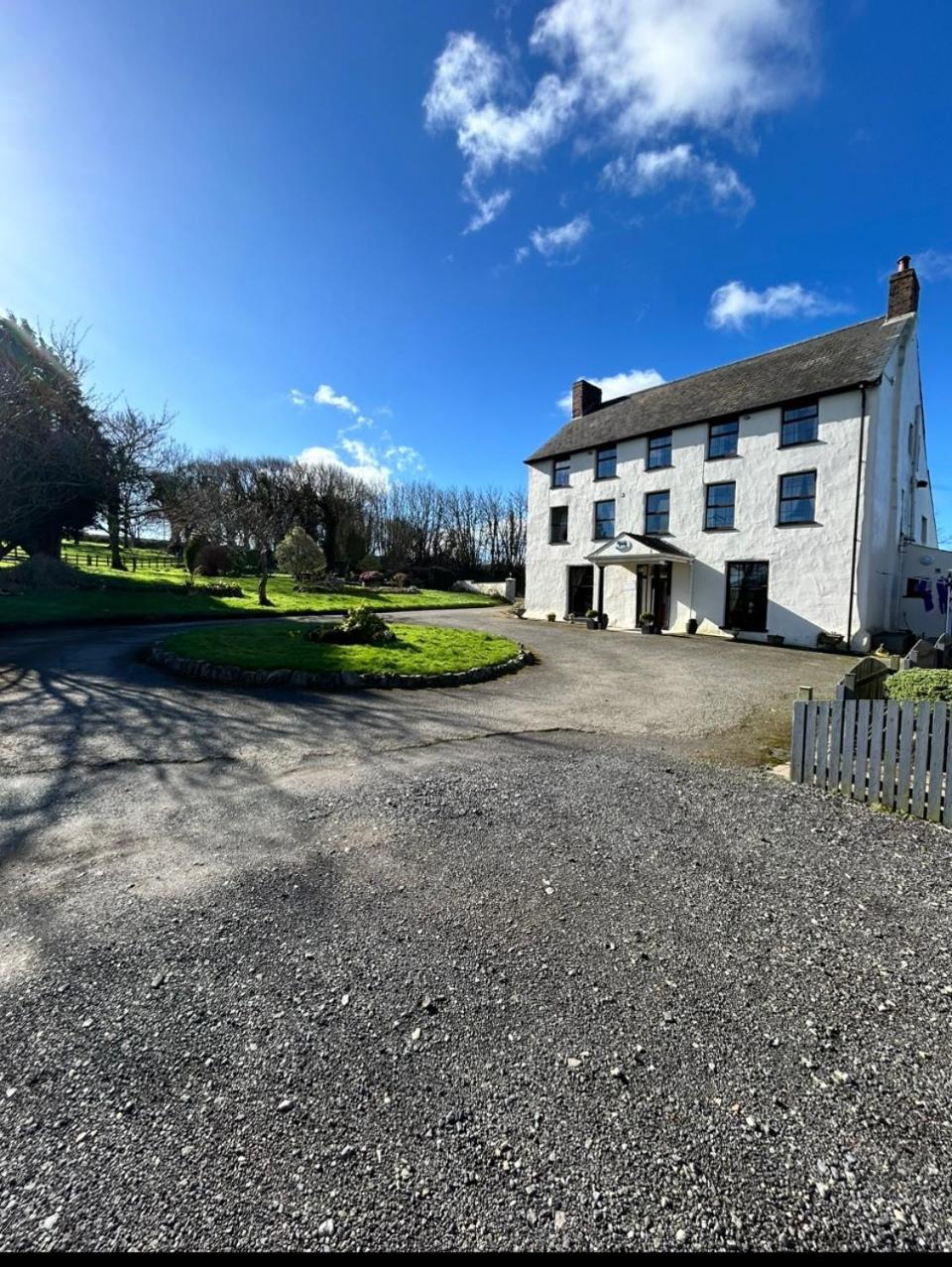 East Hook Farmhouse Guest House Haverfordwest Exterior photo