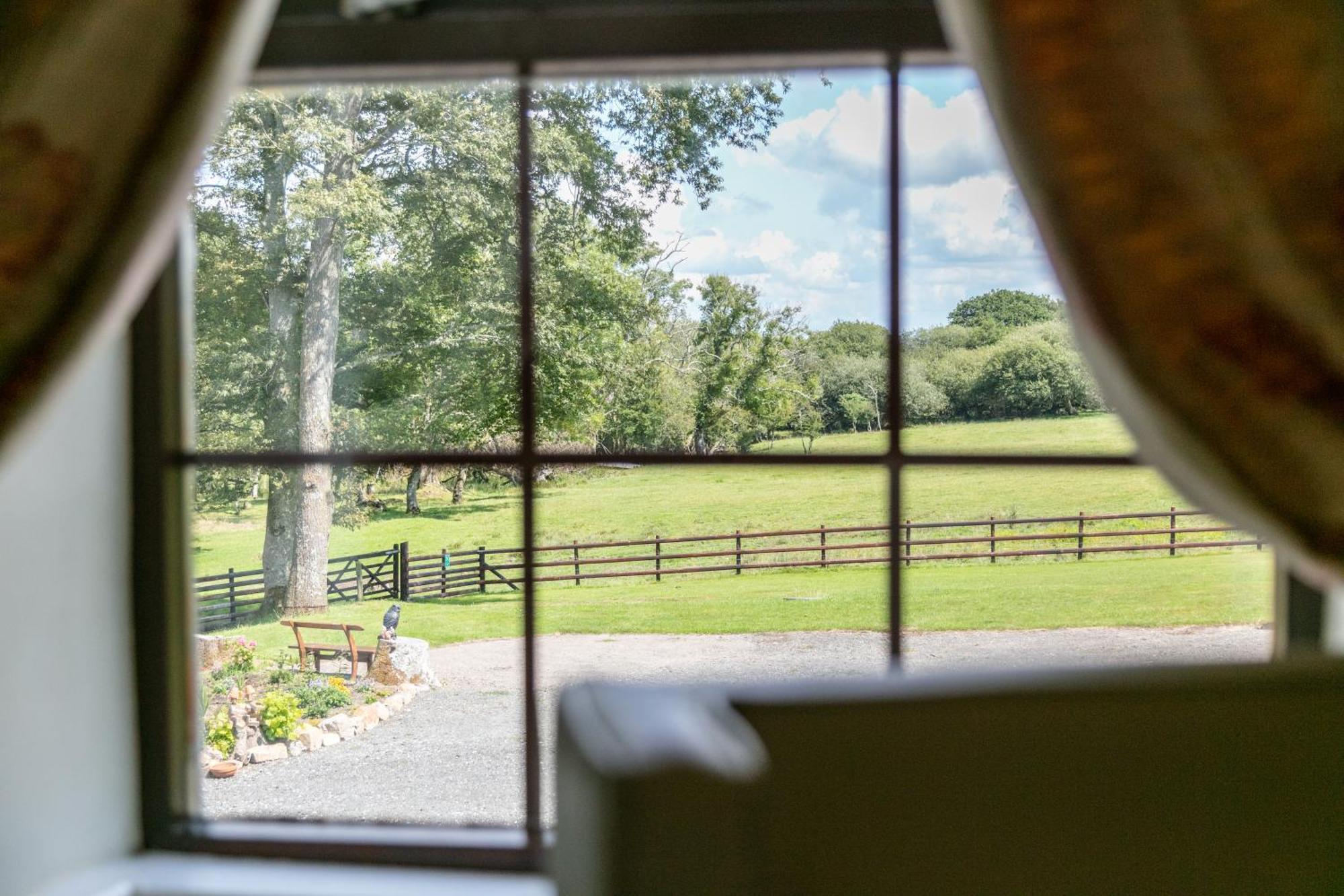 East Hook Farmhouse Guest House Haverfordwest Exterior photo